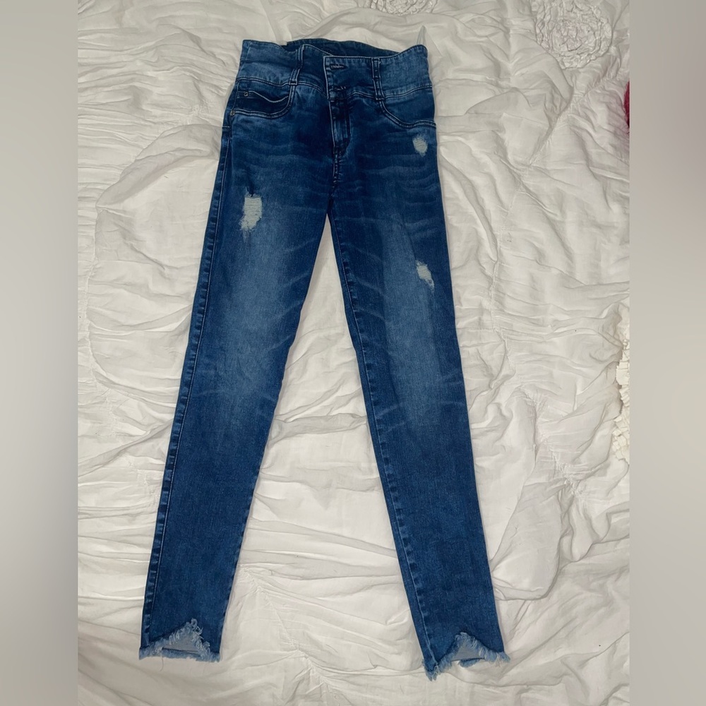 Colombian Jeans - booty enhancement from Studio F